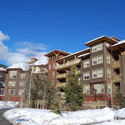 1000 Peaks Summit Lodge