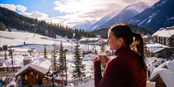580540-panorama-springs-lodge-and-pools-winter-web-version-1280px 580540-panorama-springs-lodge-and-pools-winter-web-version-1280px