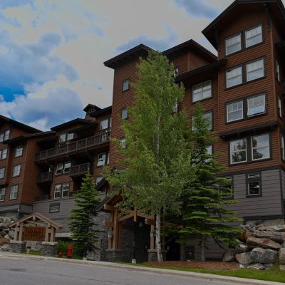 1000 Peaks Summit Lodge