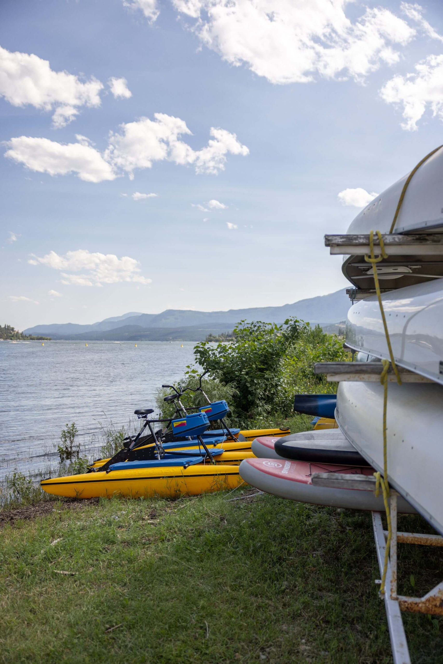 Hydrobikes and canoes at Columbia River Paddle